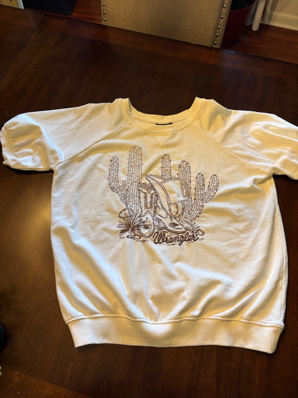 Wrangler Off White Light Weight Sweatshirt with Brown Western Cactus Graphic